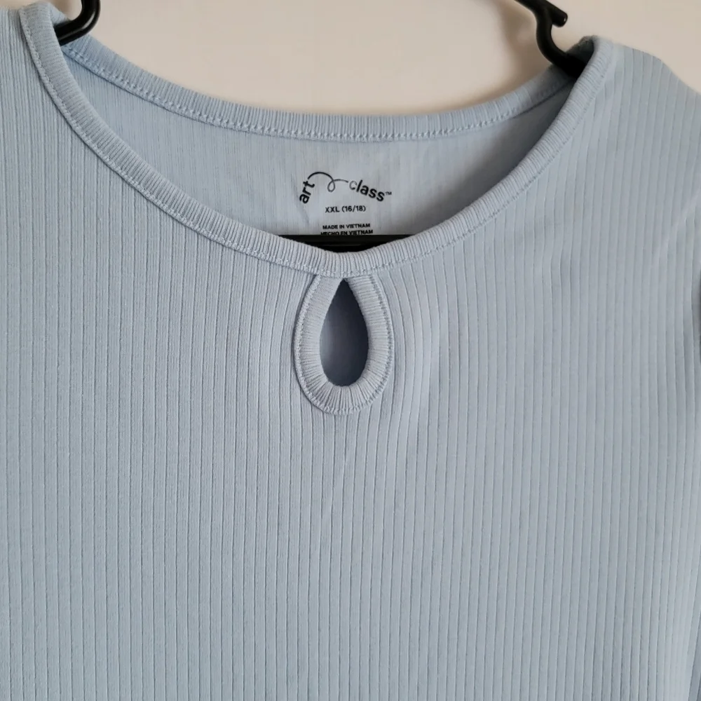 Short Sleeve Ribbed Dress | Art Class - Picture 3 of 8